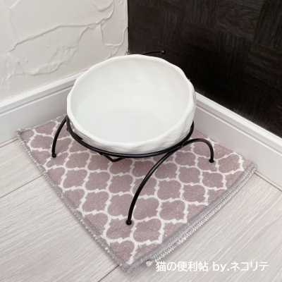 ペット用水飲み食器