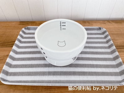 ペット用水飲み食器